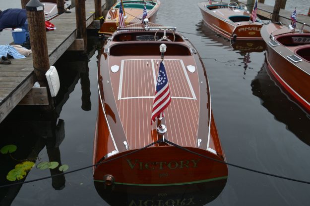 2015-Restored-Prewar-22-ft-&-under---Platinum