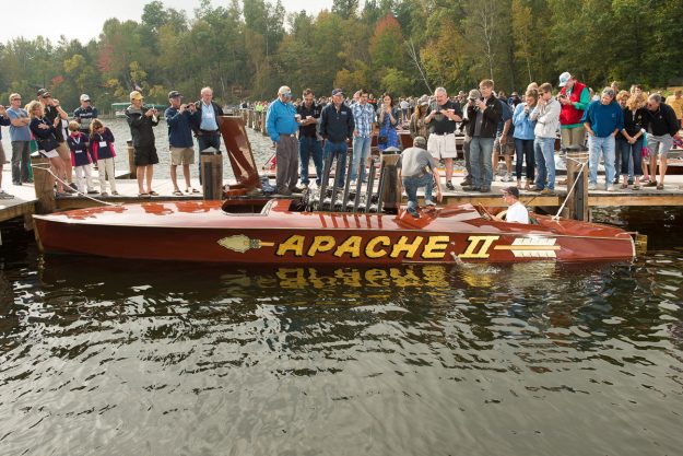 2015-Gold-Race-Boat-Anderson